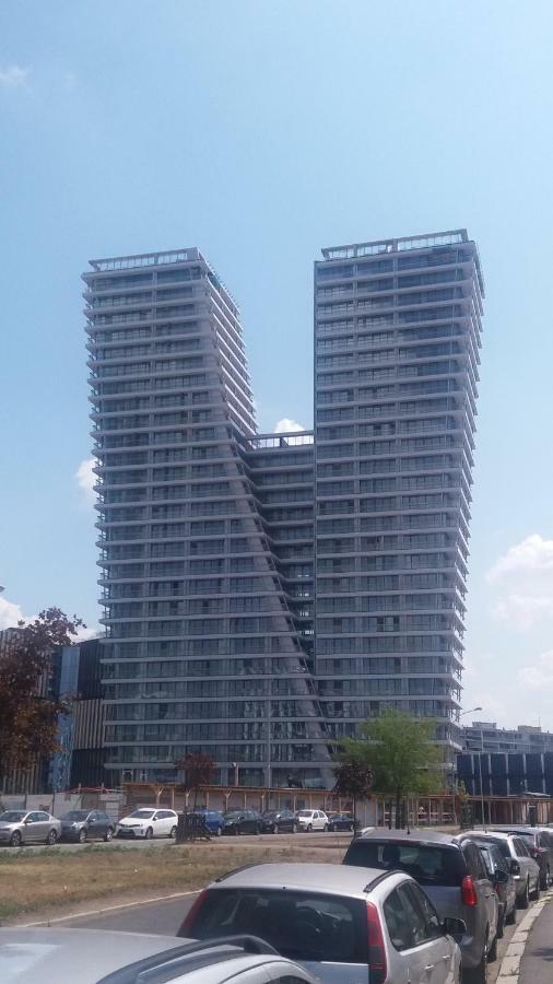 H+ Apartman Letiste Praha Apartment Exterior photo